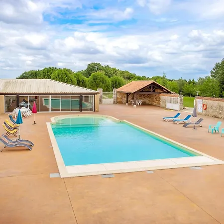 Amazing Home In Lonnes With Heated Swimming Pool Dom wakacyjny *