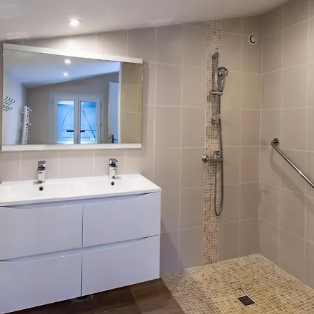 Amazing Home In Lonnes With Heated Swimming Pool Dom wakacyjny *