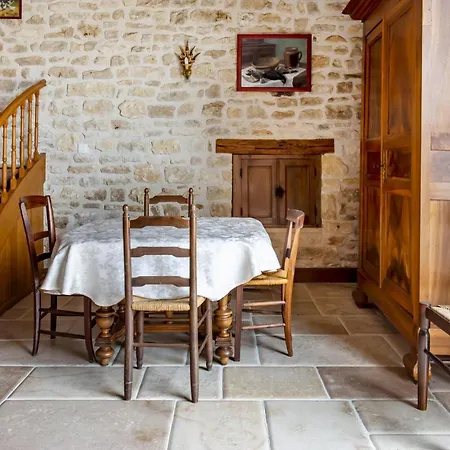 Amazing Home In Lonnes With Heated Swimming Pool *