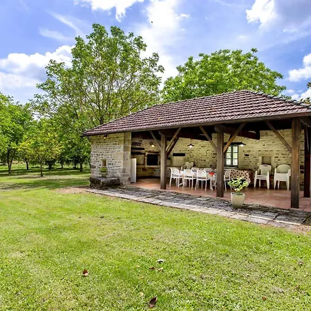 Amazing Home In Lonnes With Heated Swimming Pool Dom wakacyjny Lonnes
